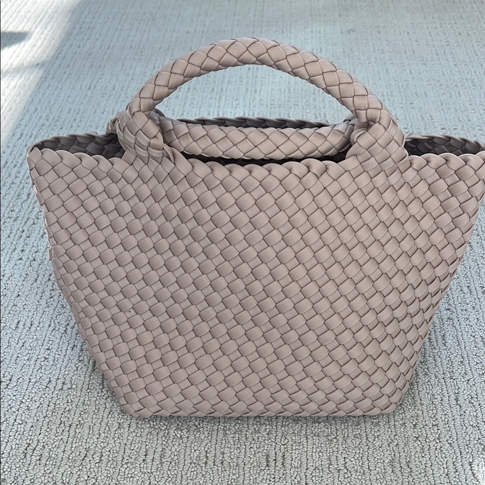 Naghedi St. Barths Small tote - Shell Pink-NWT-
I cut tag off & then didn’t use